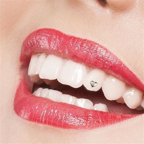 diş üstü piercing